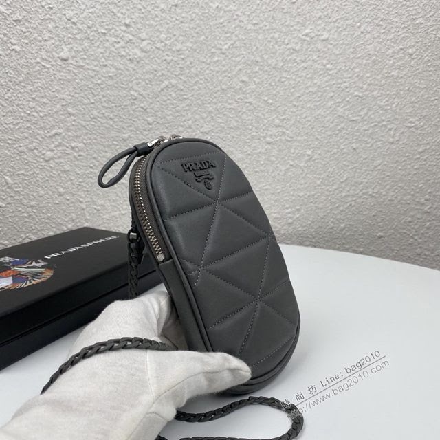 prada女包 普拉達專櫃新款斜挎包 1DH030 Prada灰色手機包  pyd2226